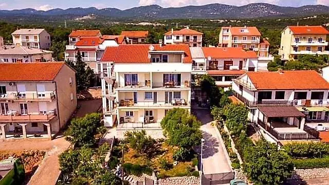 Tomaic Apartment Novi Vinodolski